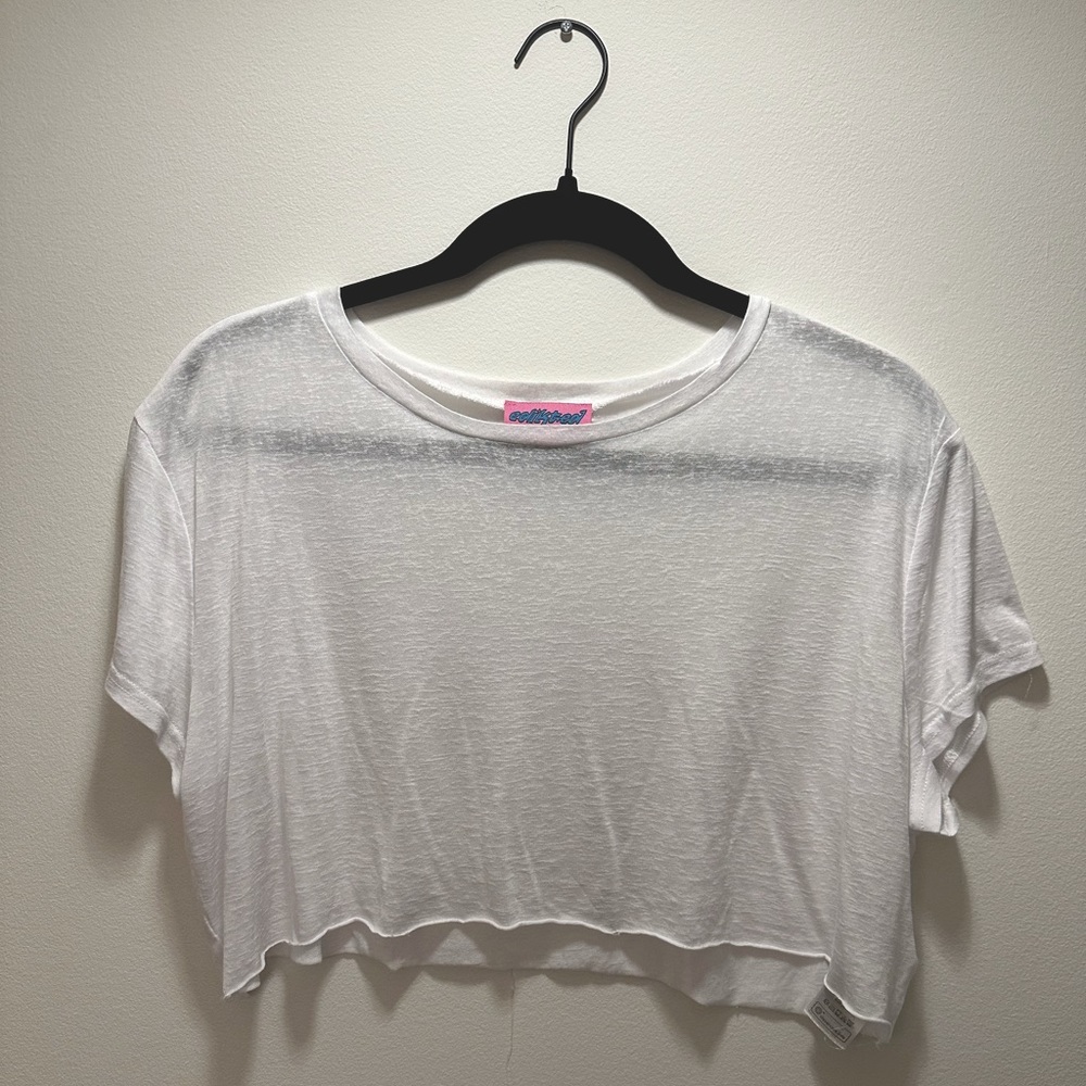 Edikted: Gemini Cropped T-Shirt